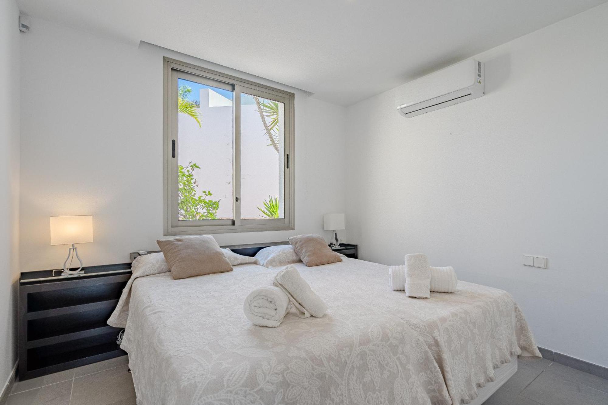 Caterina, Luxury With Heated Pool Ocean View In Adeje, Tenerife *