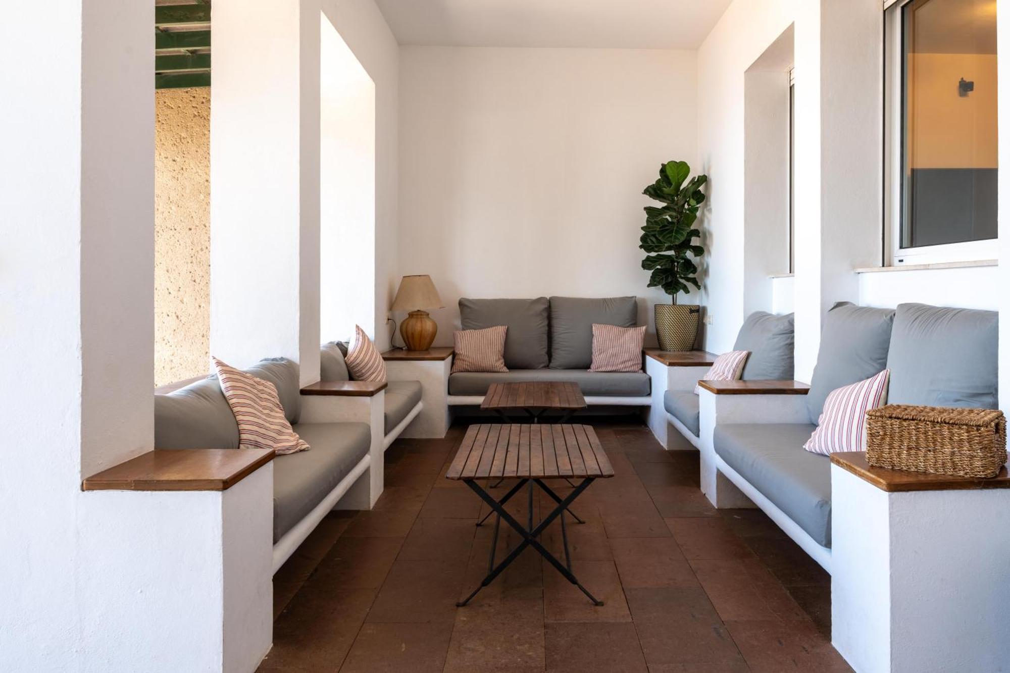 El Olivo - First Line With Direct Access To The Porís de Abona