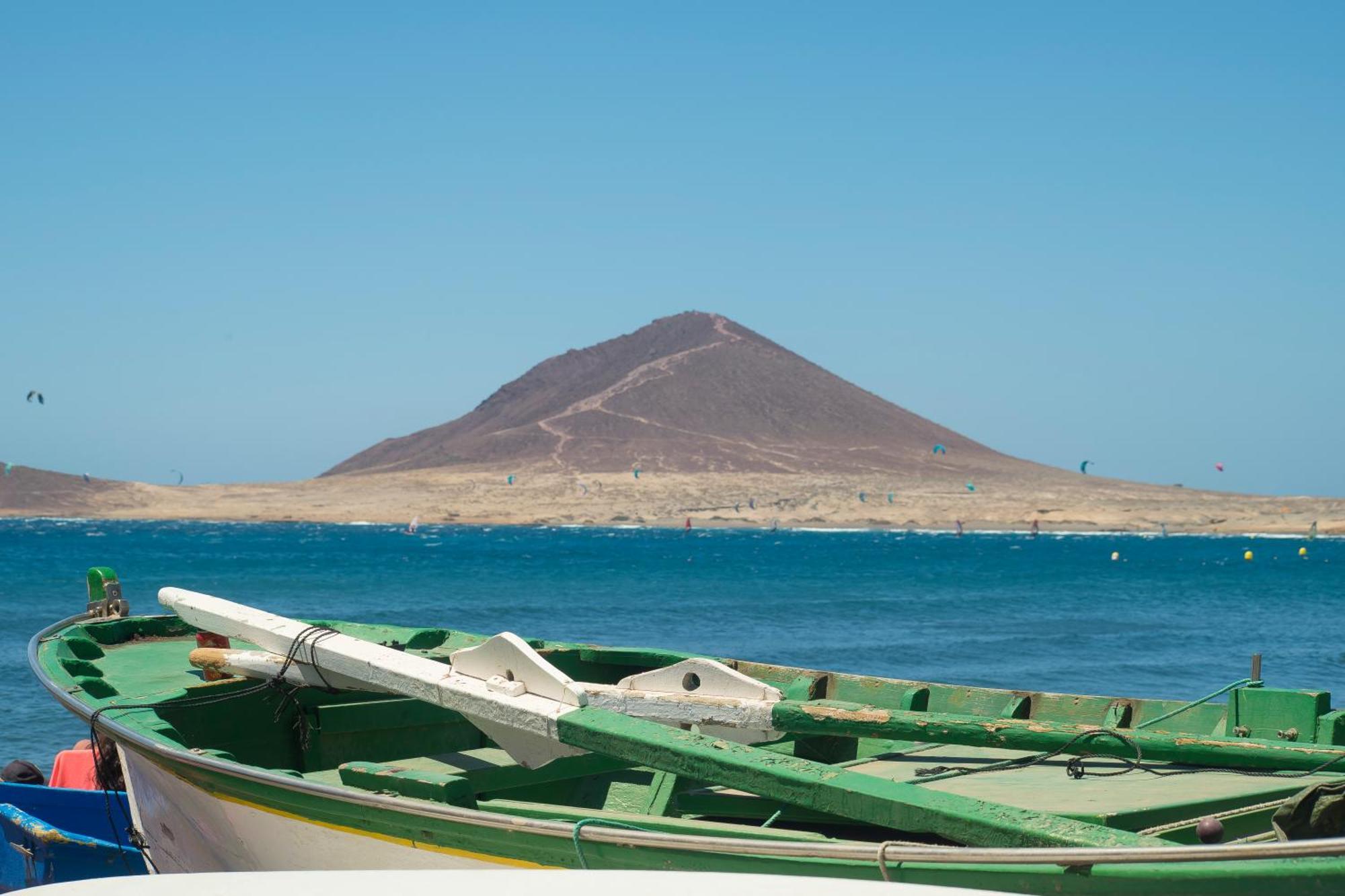 Alquilaencanarias Medano Pika Mediterraneo * El Medano (Tenerife)
