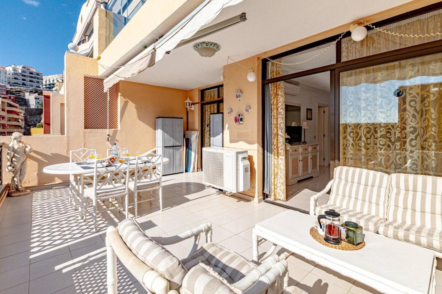 Sunny Sunset Terrace By Dream Homes Tenerife * Puerto de Santiago (Tenerife)