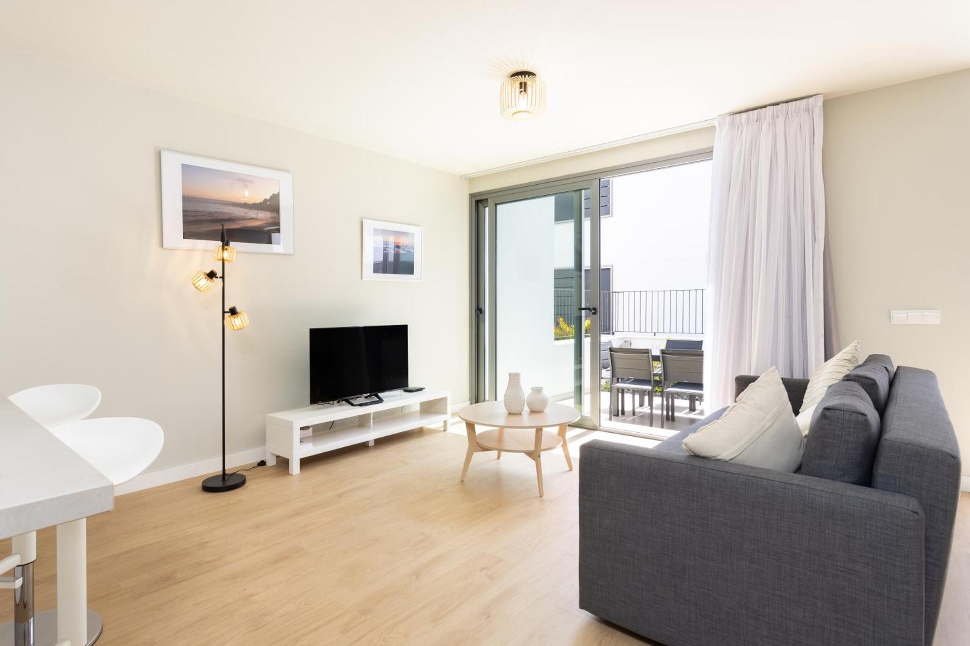 Apartment Home2book Cozy & Modern Apt, Pool & Terrace *