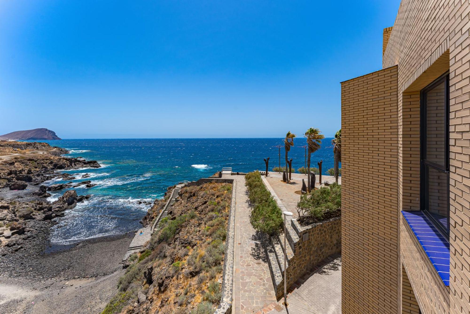 Apartment Stunning Sea View In Abrigos
