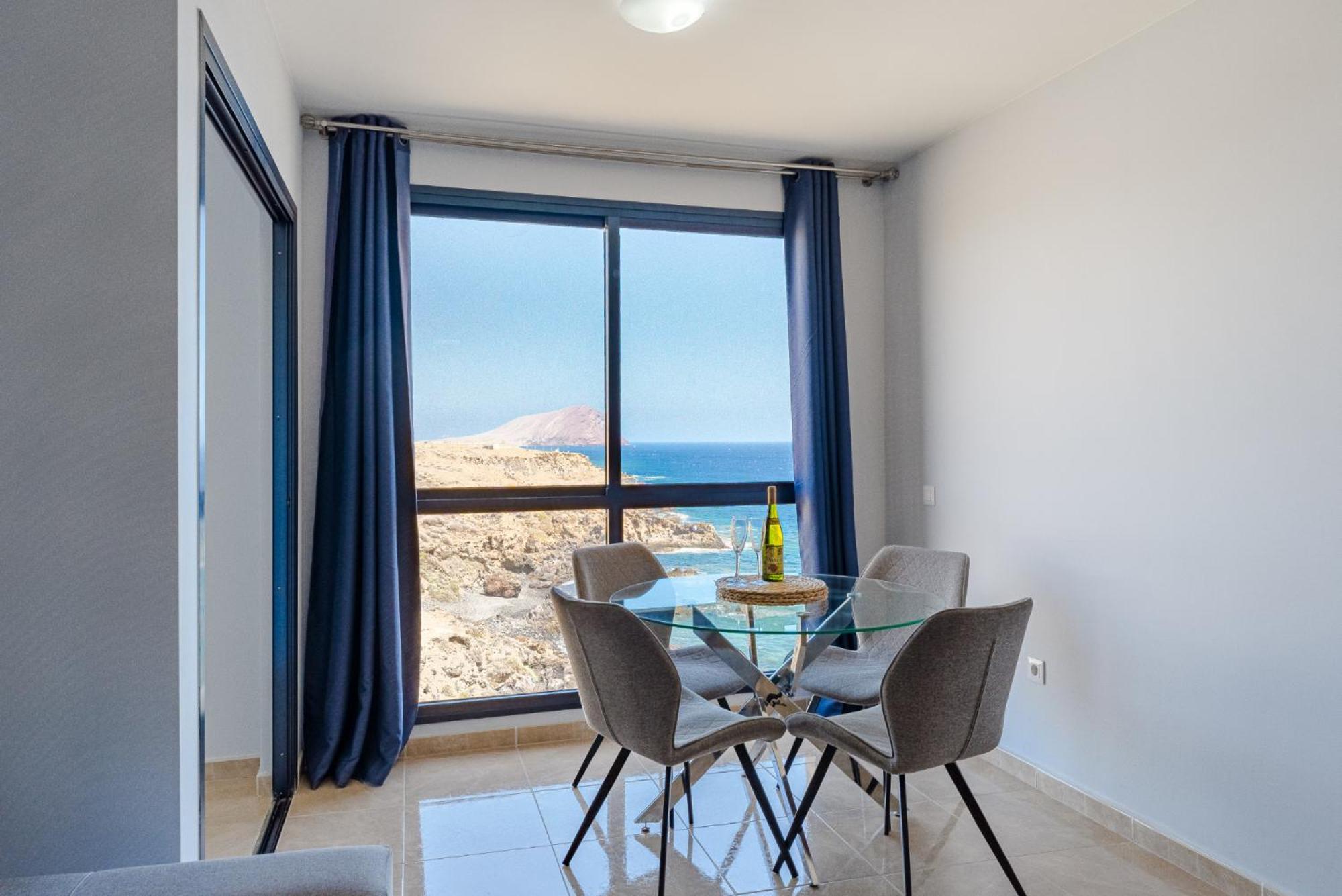 Stunning Sea View In Abrigos Apartment Los Abrigos