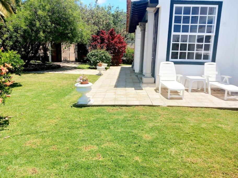 En El Campo Con Piscina Privada Y Sunsets! Villa