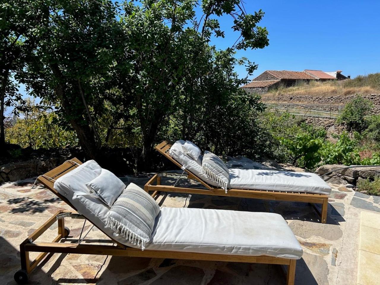 Rosas Maerchenhafte Mit Pool Holiday home Vilaflor