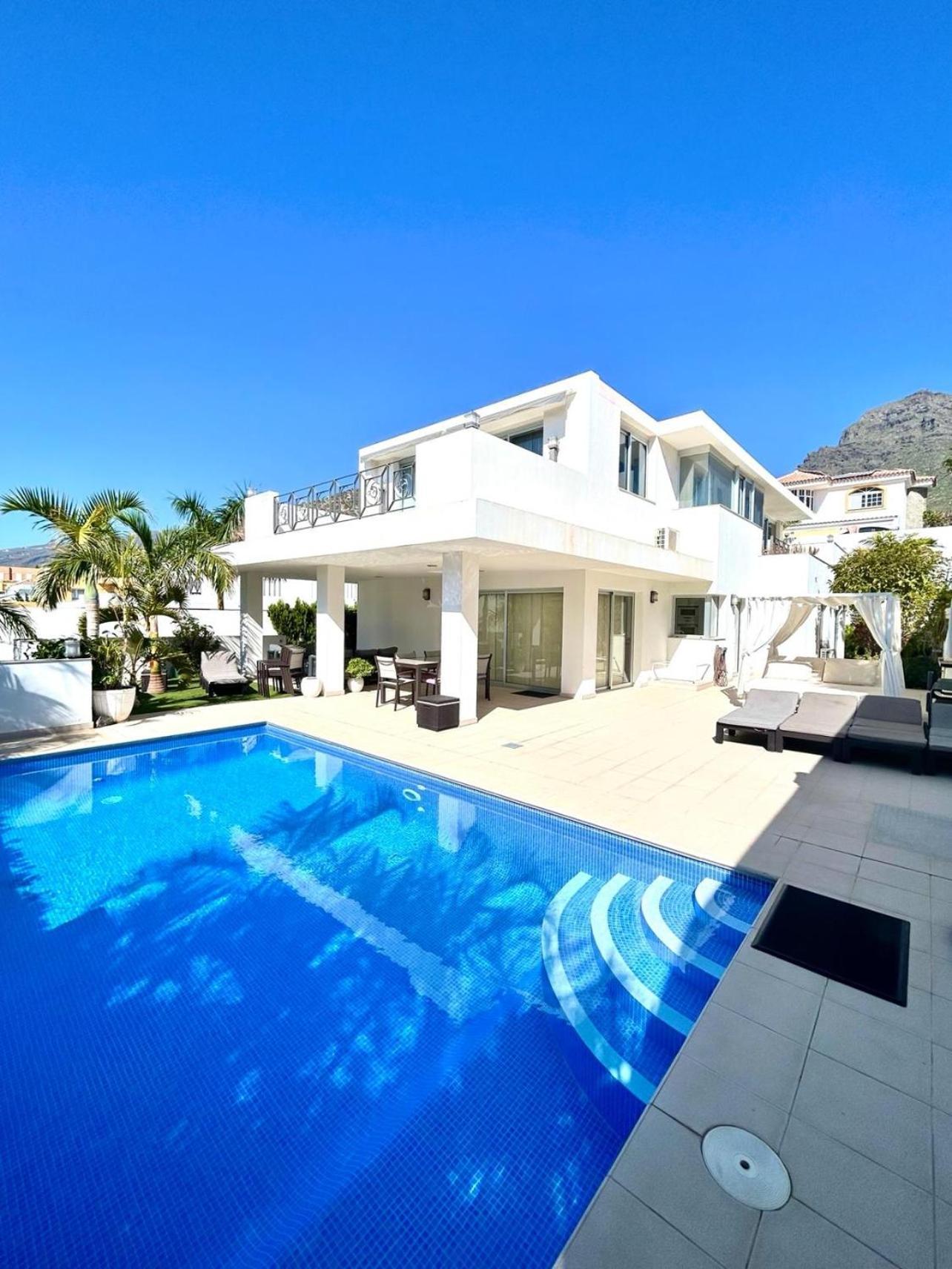 Luxury In K301 Villa *