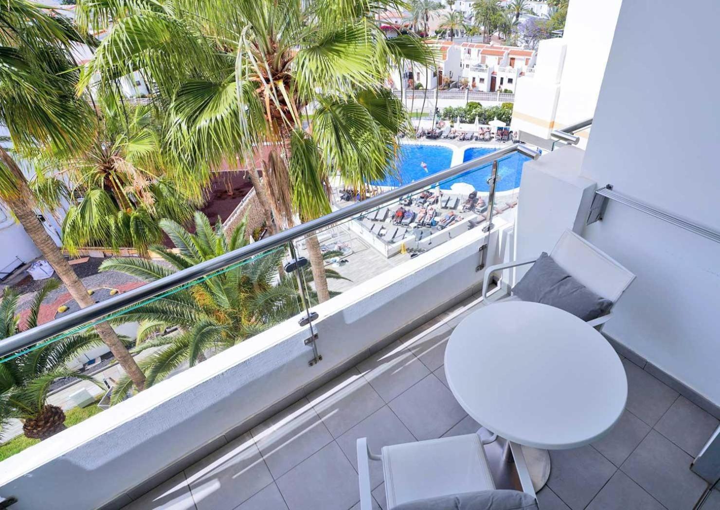 Hotel Coral Ocean View - Adults Only