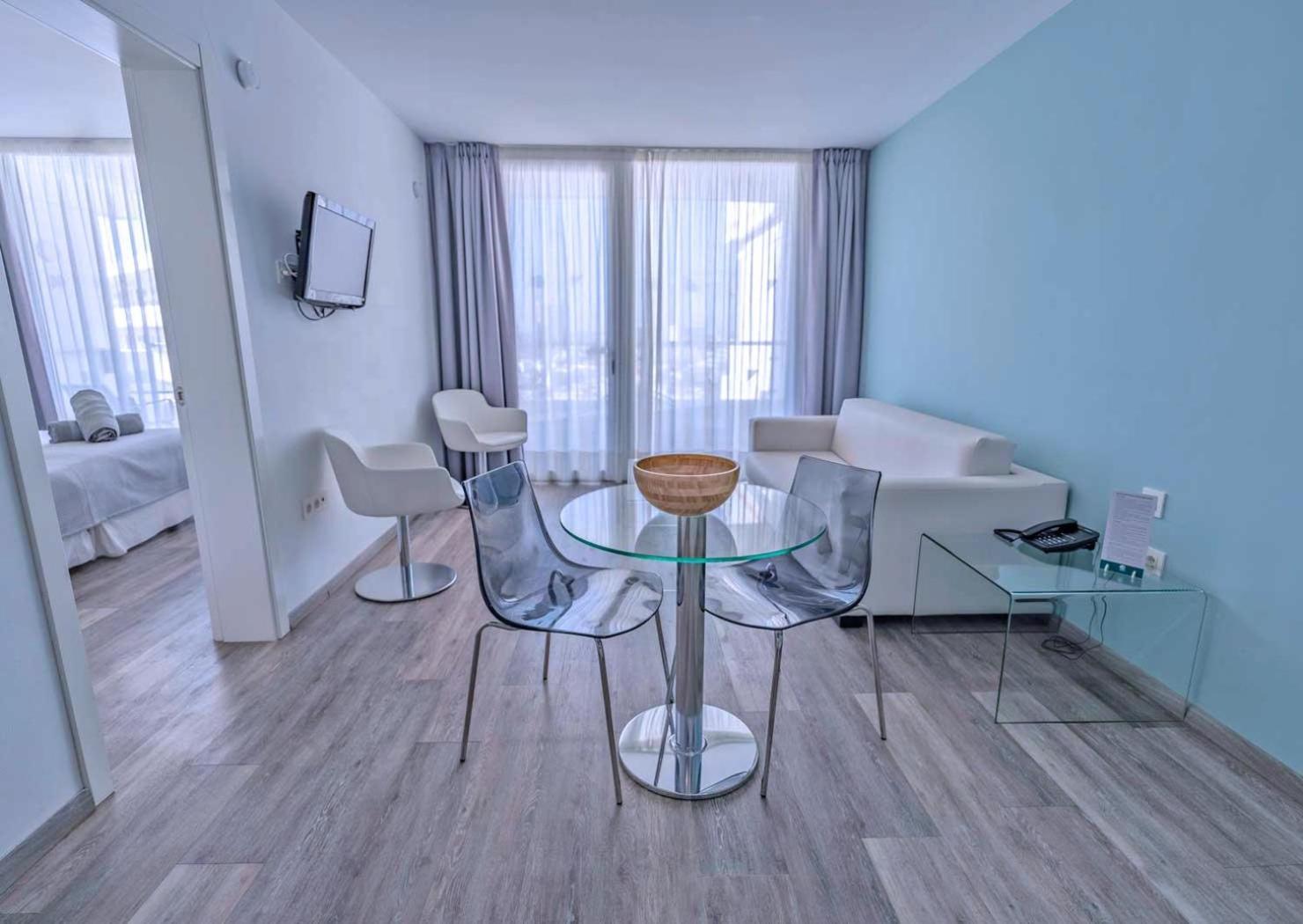 Coral Ocean View - Adults Only