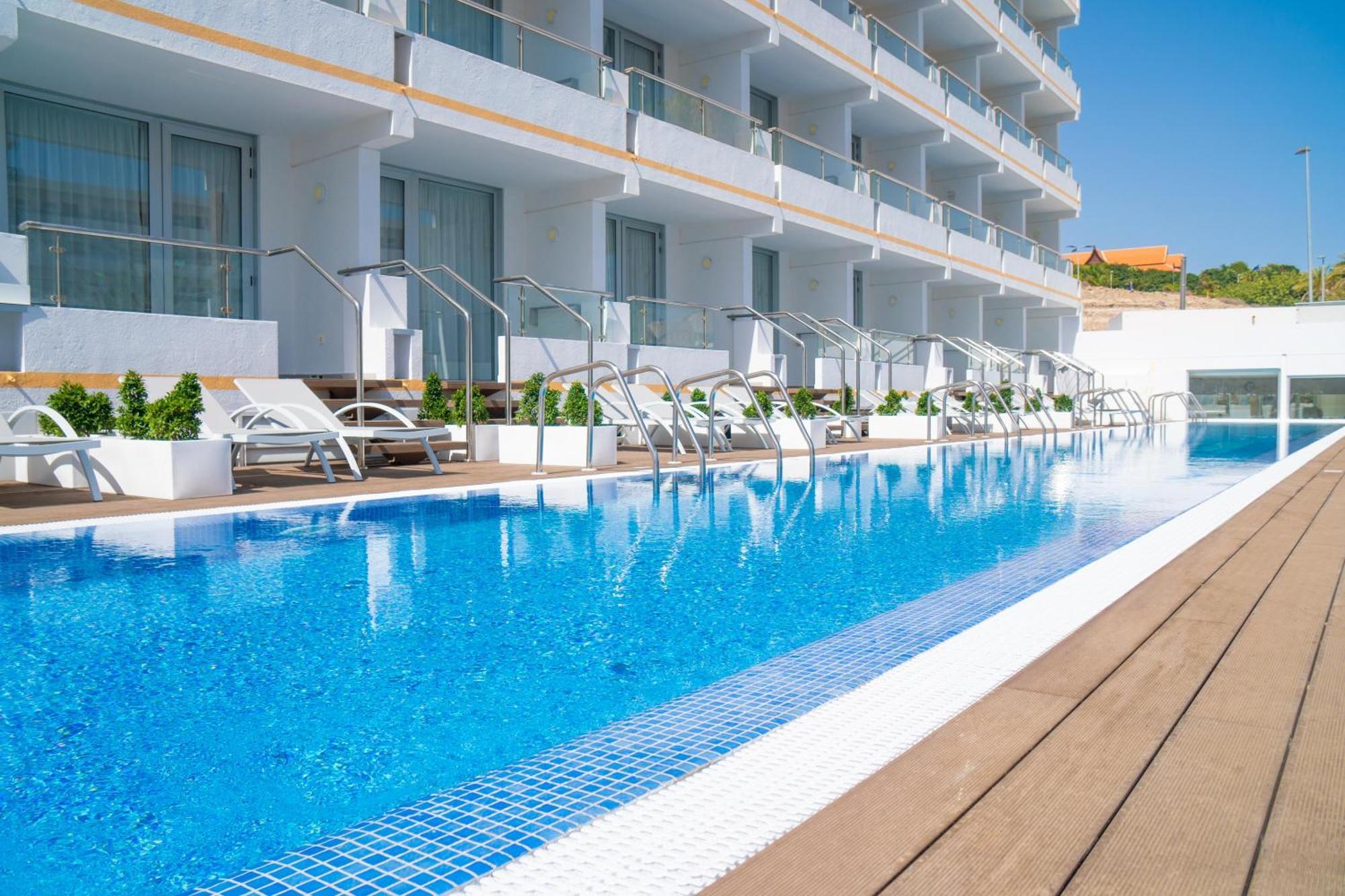 Coral Ocean View - Adults Only 4*