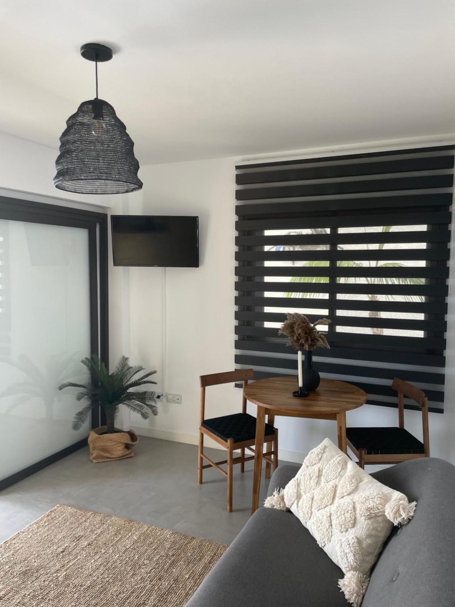 Apartment Ocean Shore 1 *