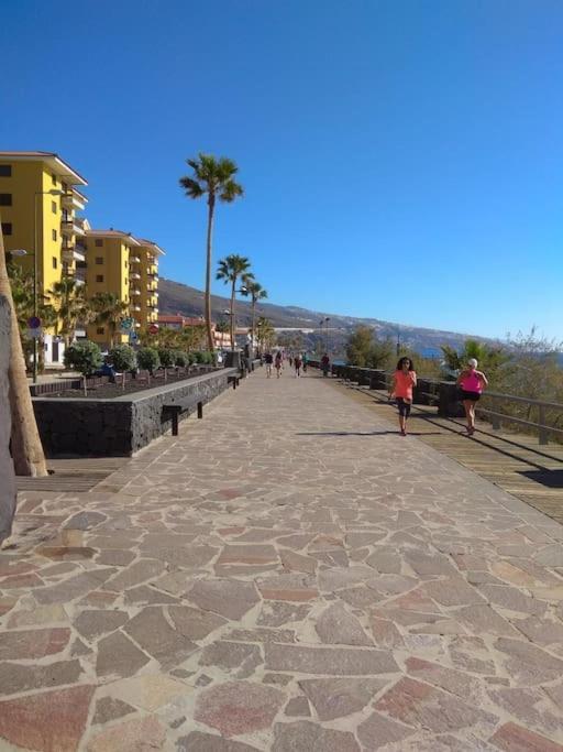 Con Vistas Al Mar, Piscina Y Wifi Apartamento *