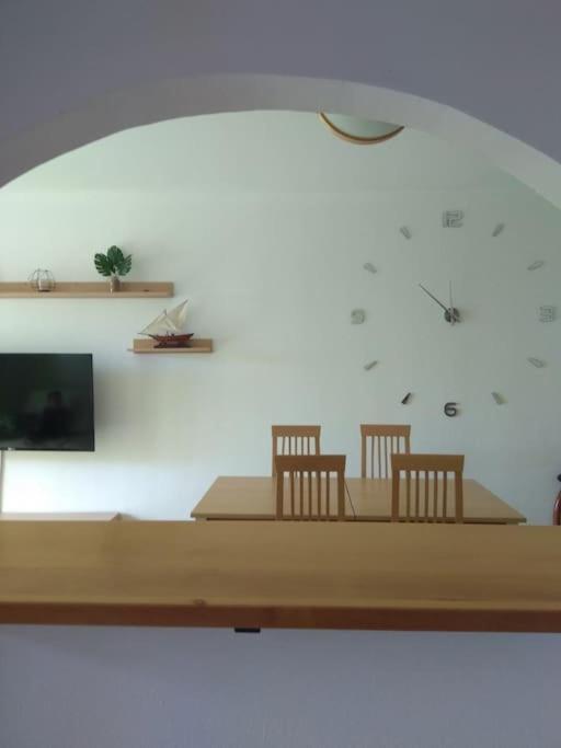 Apartamento Con Vistas Al Mar, Piscina Y Wifi *