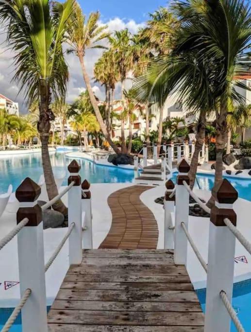 Exterior Con Vistas *