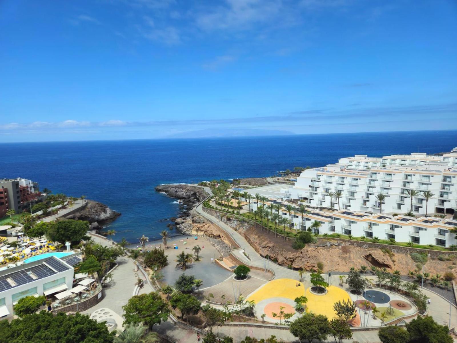 Holiday home Pleasantly Studio With A Sea View And Pool, Paraiso Del Sur 611 *