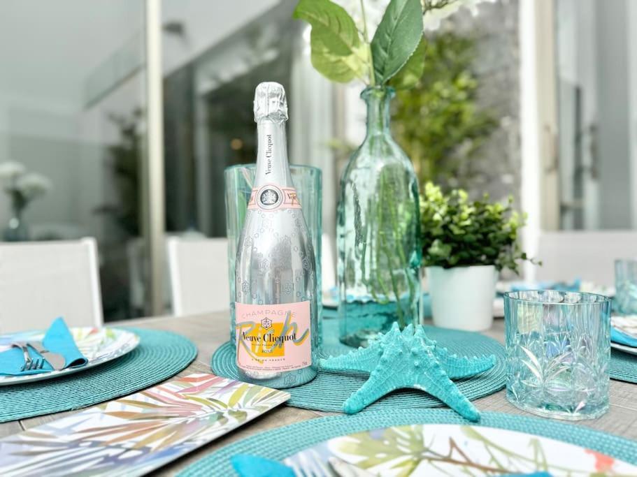 Welcome To Bali A Luxurious Modern Getaway Los Cristianos (Tenerife)