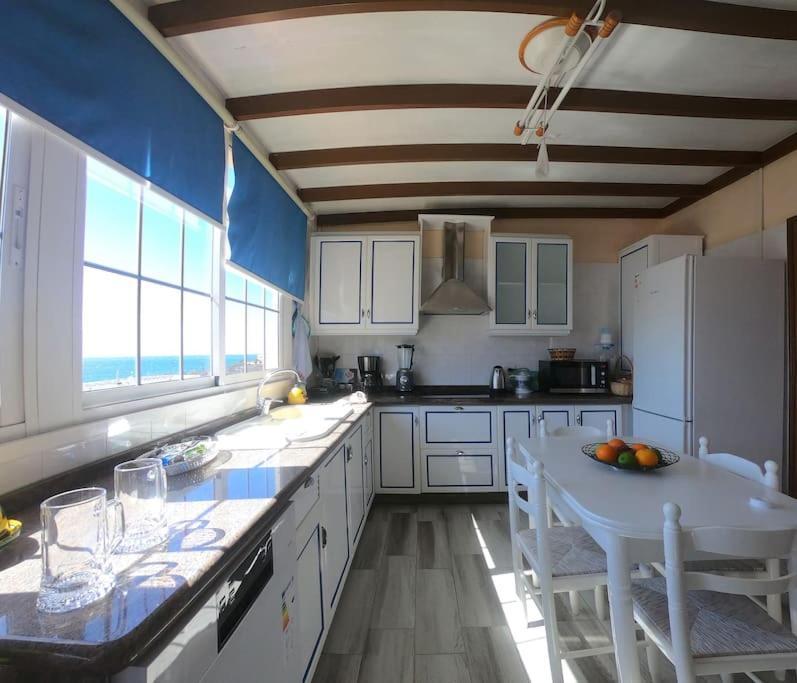 Apartamento Big Penthouse, Air Conditioning And Ocean Views Playa de San Juan (Tenerife)