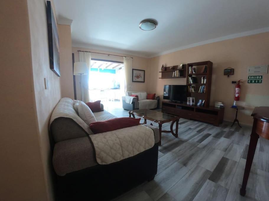 Big Penthouse, Air Conditioning And Ocean Views Playa de San Juan (Tenerife)