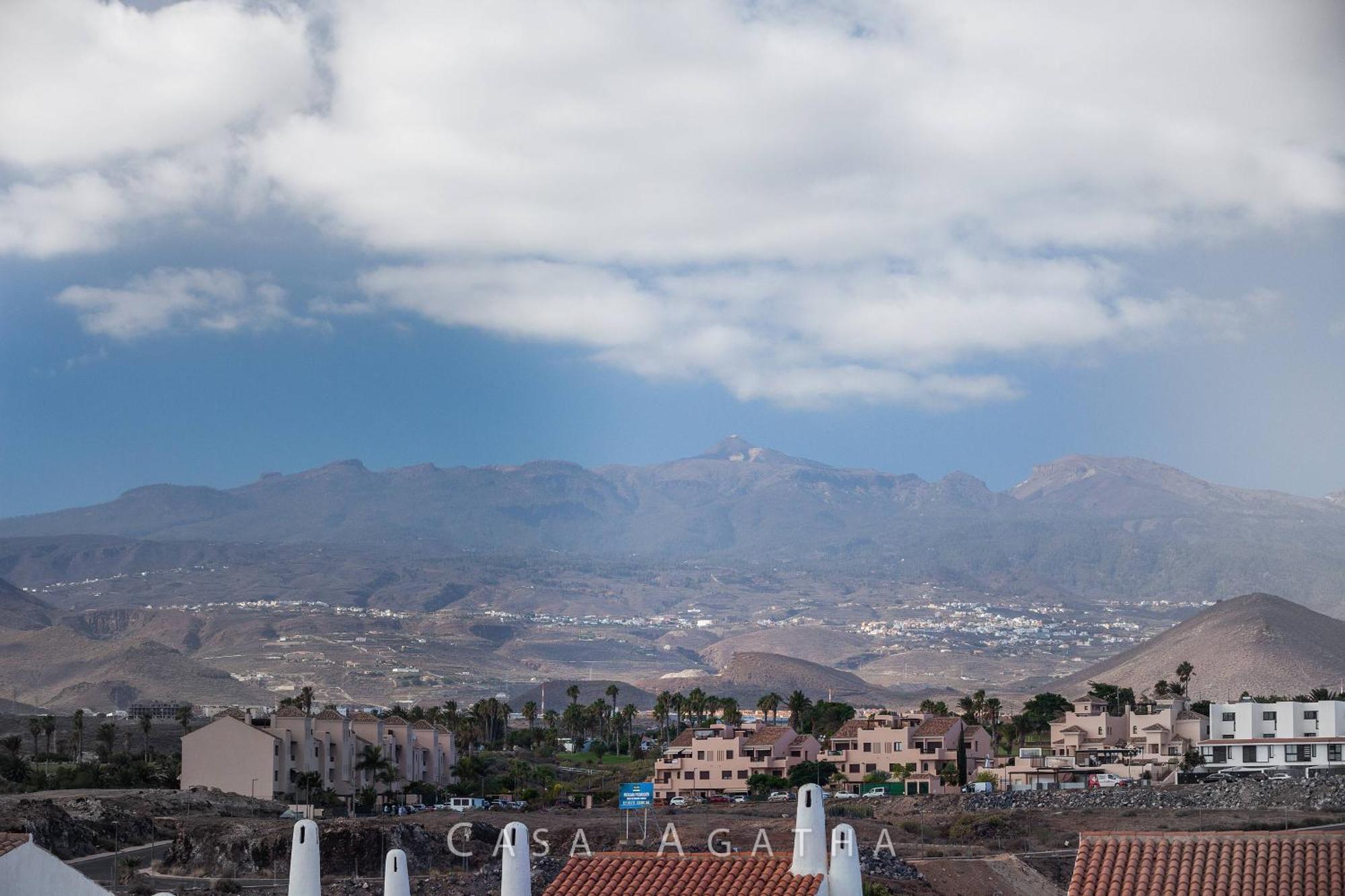 Casa Agatha - 3 Terraces, Ac, Tv Channels, 2 Bedrooms & Bathrooms, Heated Pool San Miguel de Abona