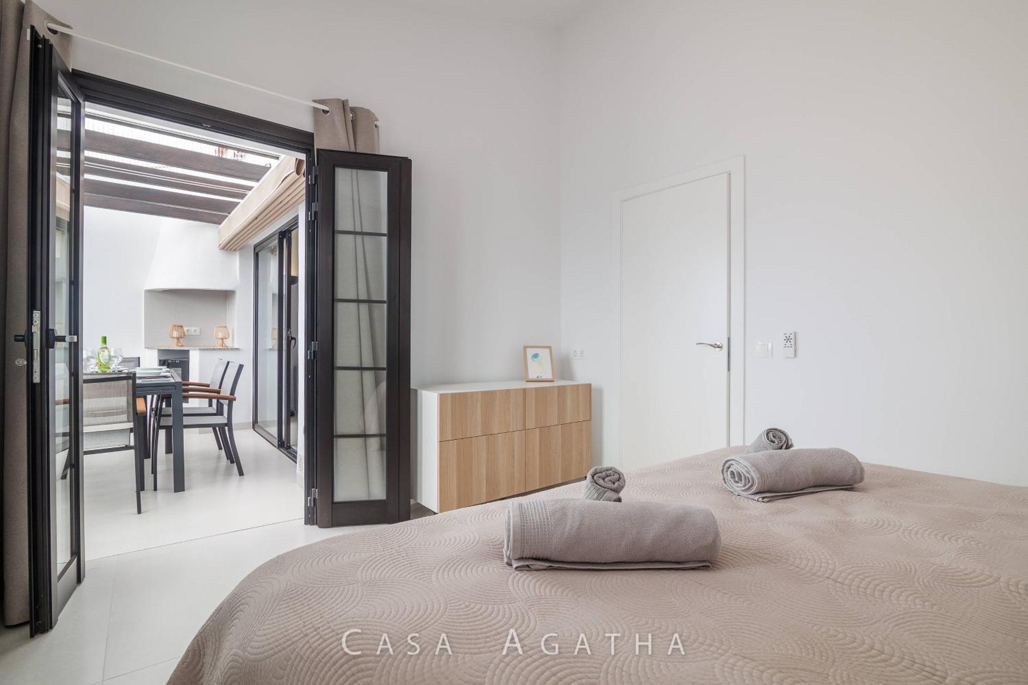 Apartamento Casa Agatha - 3 Terraces, Ac, Tv Channels, 2 Bedrooms & Bathrooms, Heated Pool