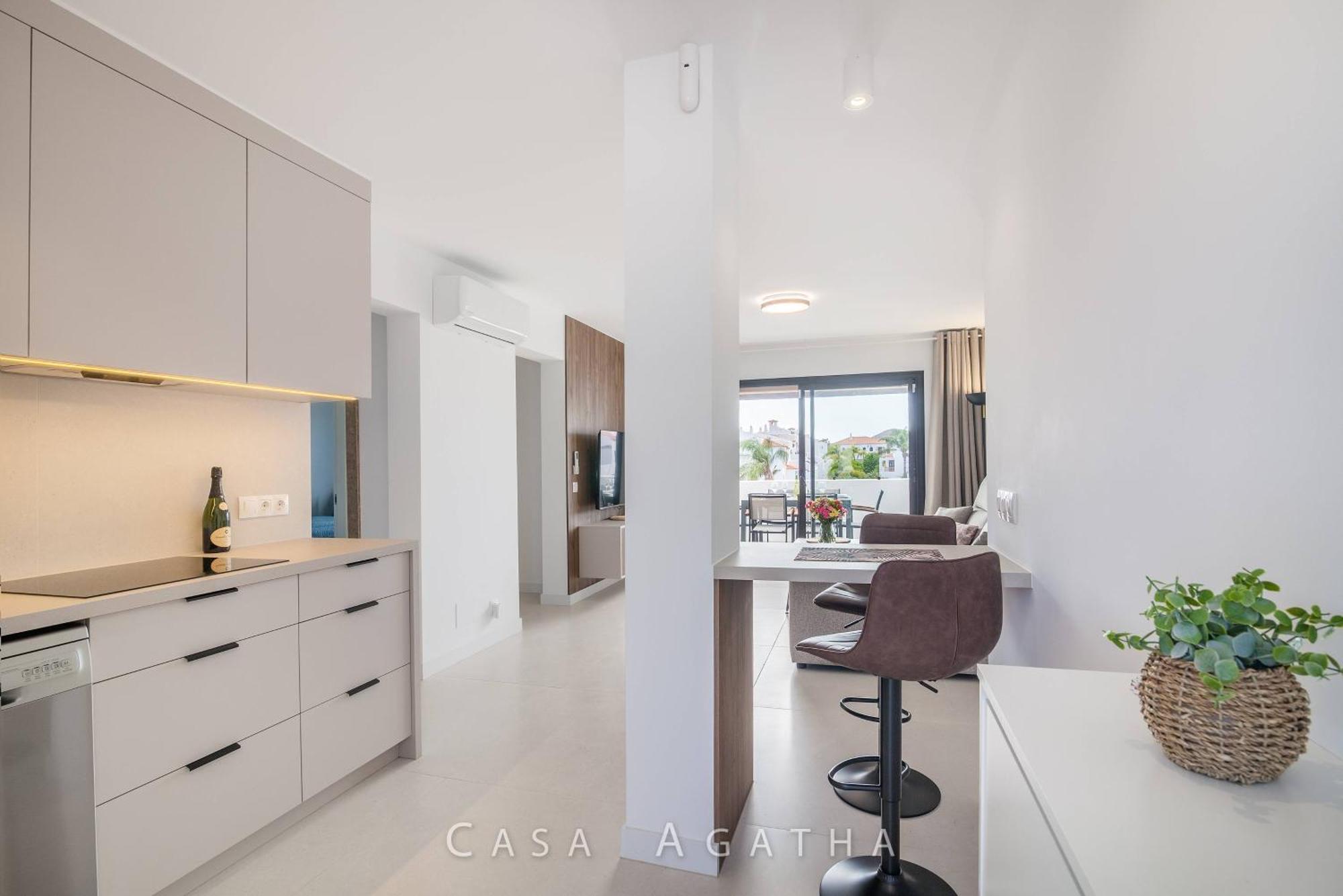 Casa Agatha - 3 Terraces, Ac, Tv Channels, 2 Bedrooms & Bathrooms, Heated Pool