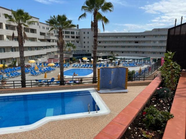 Playa Jardin Terrassenwohnung Mit Pool , 100 Meter Zum Apartamento *