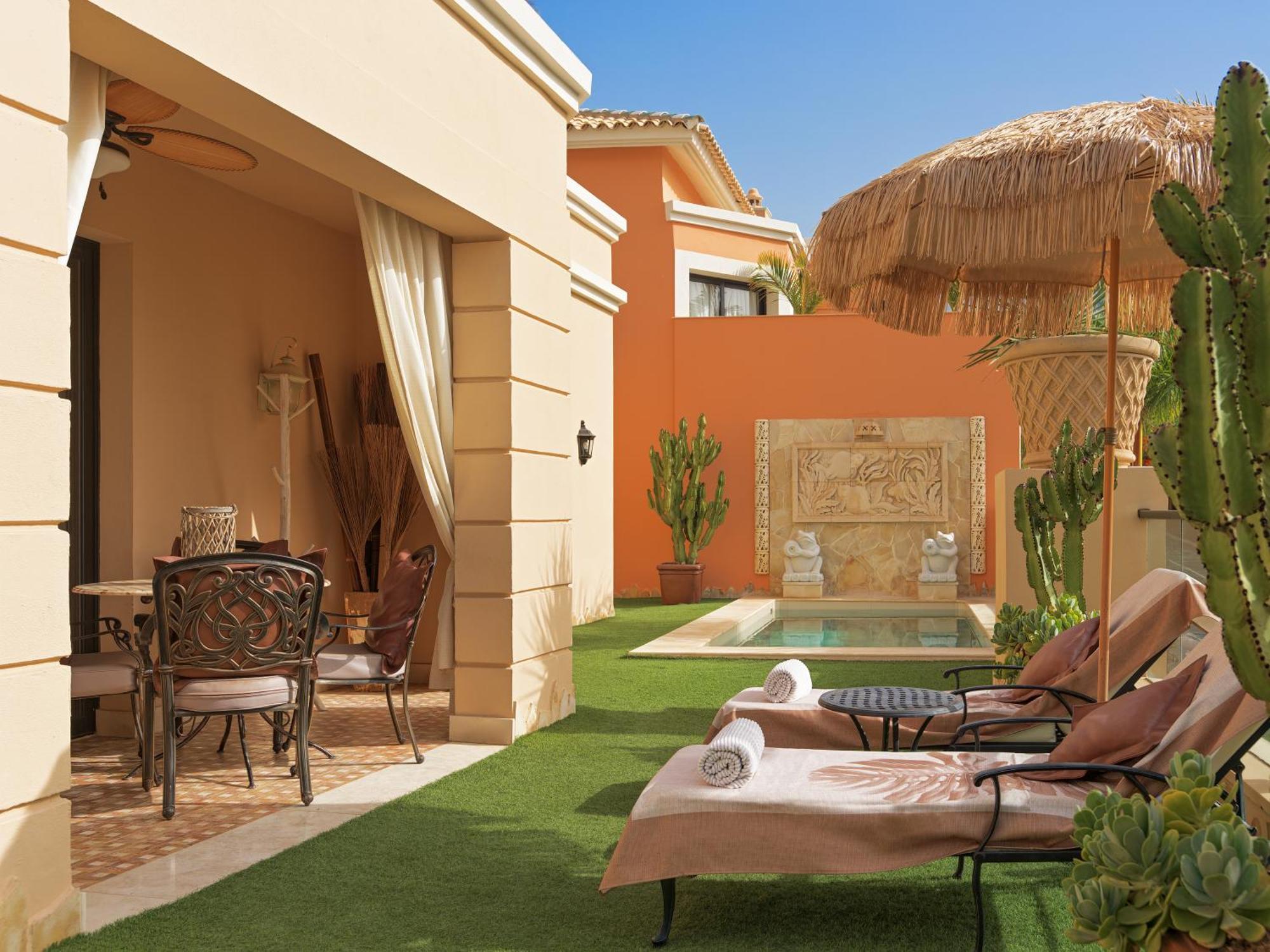 Royal Garden Villas, Luxury Hotel Costa Adeje (Tenerife)