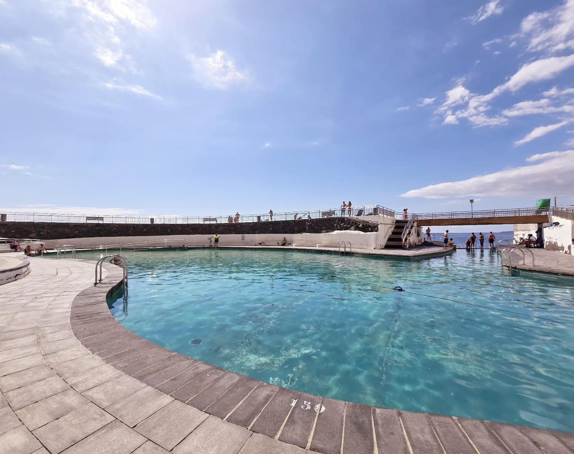 Luxury 1 Minute To The & Salt Pool