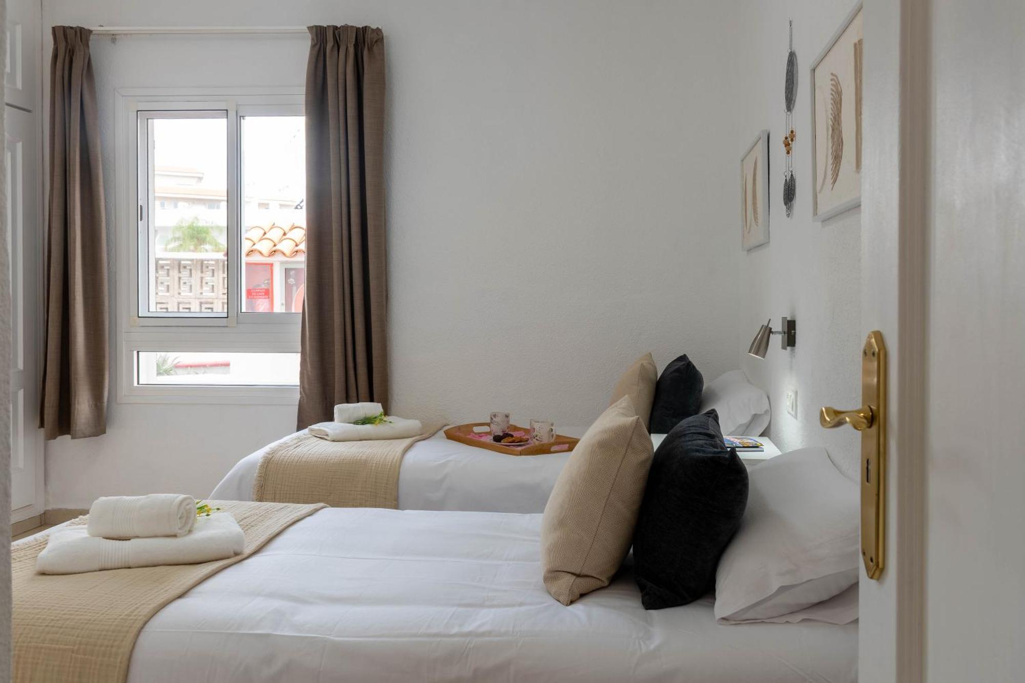 Home2book Terrace&pool In Americas, Comfy *