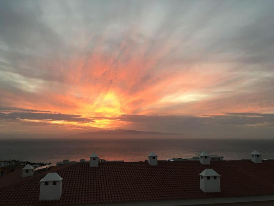 Luxury Townhouse In Puerto De Santiago, With Wifi, Ac, Pool Apartamento