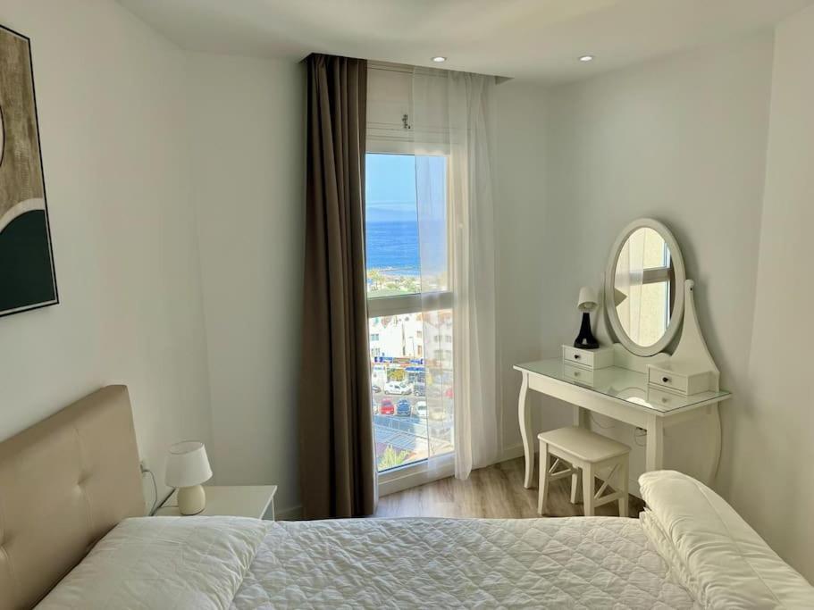 Amazing In Americas Playa de las Americas (Tenerife)