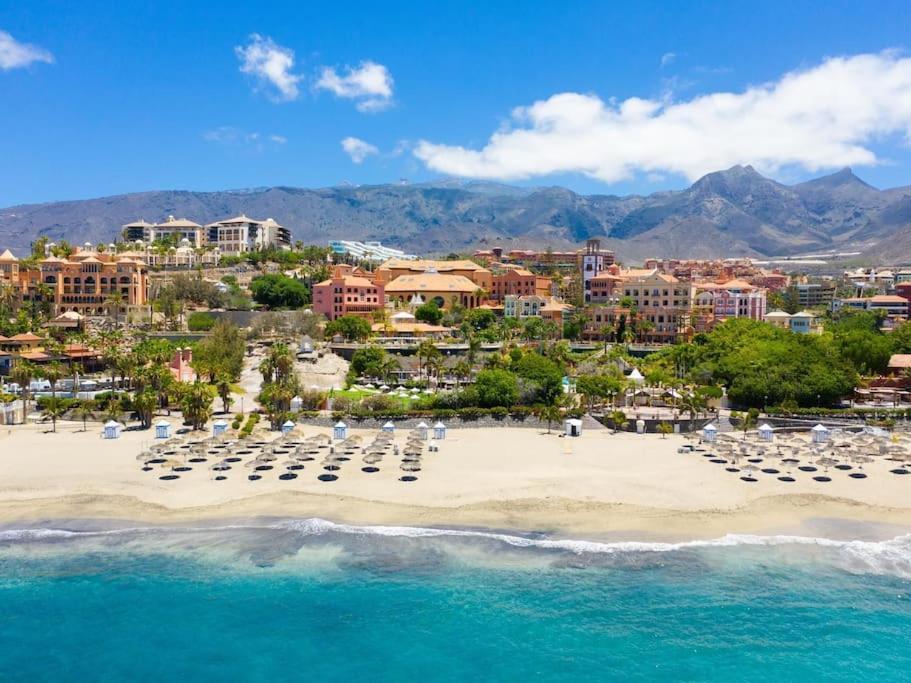 Amazing In Americas Playa de las Americas (Tenerife)