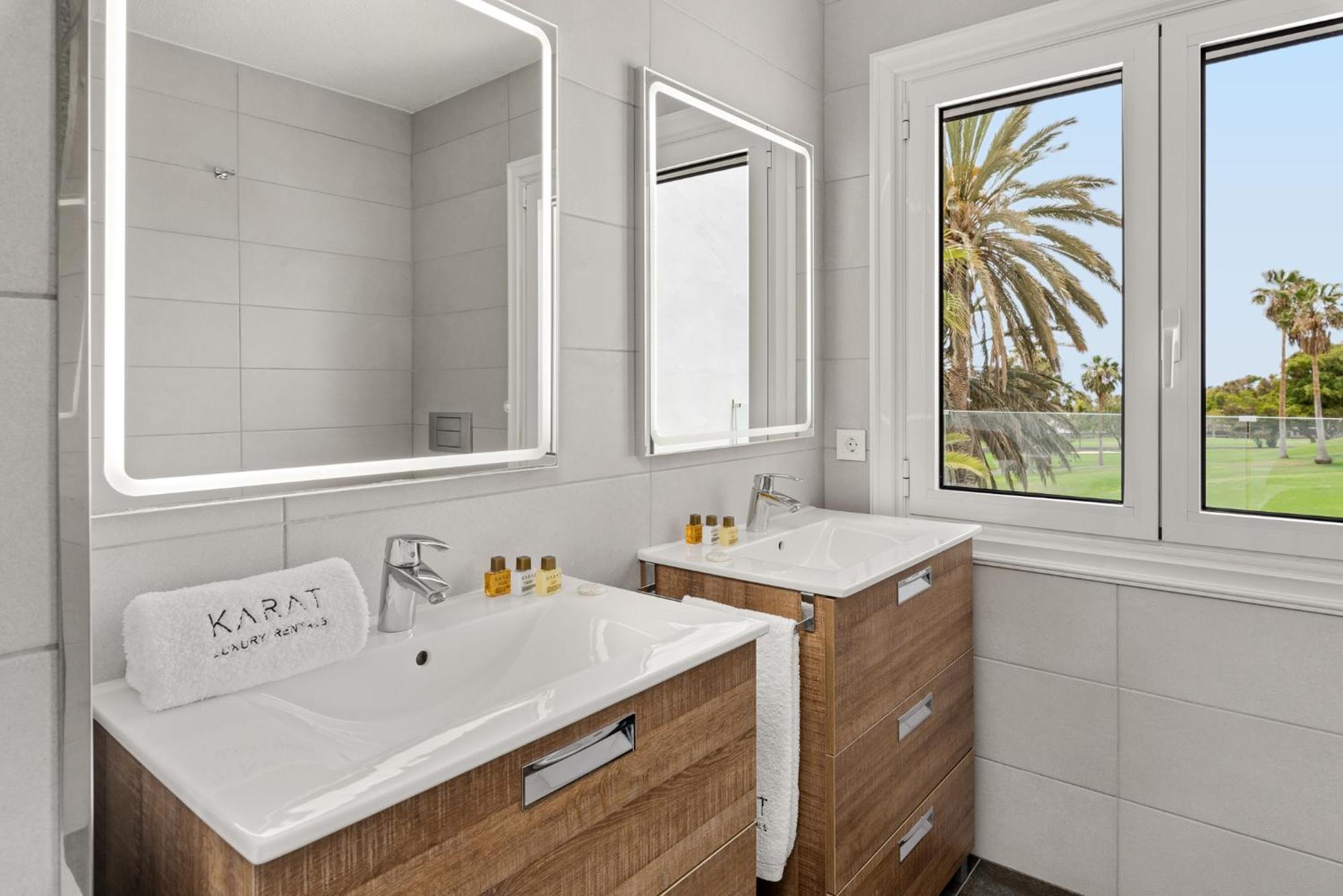 Karat Caleta Golf Views Villa