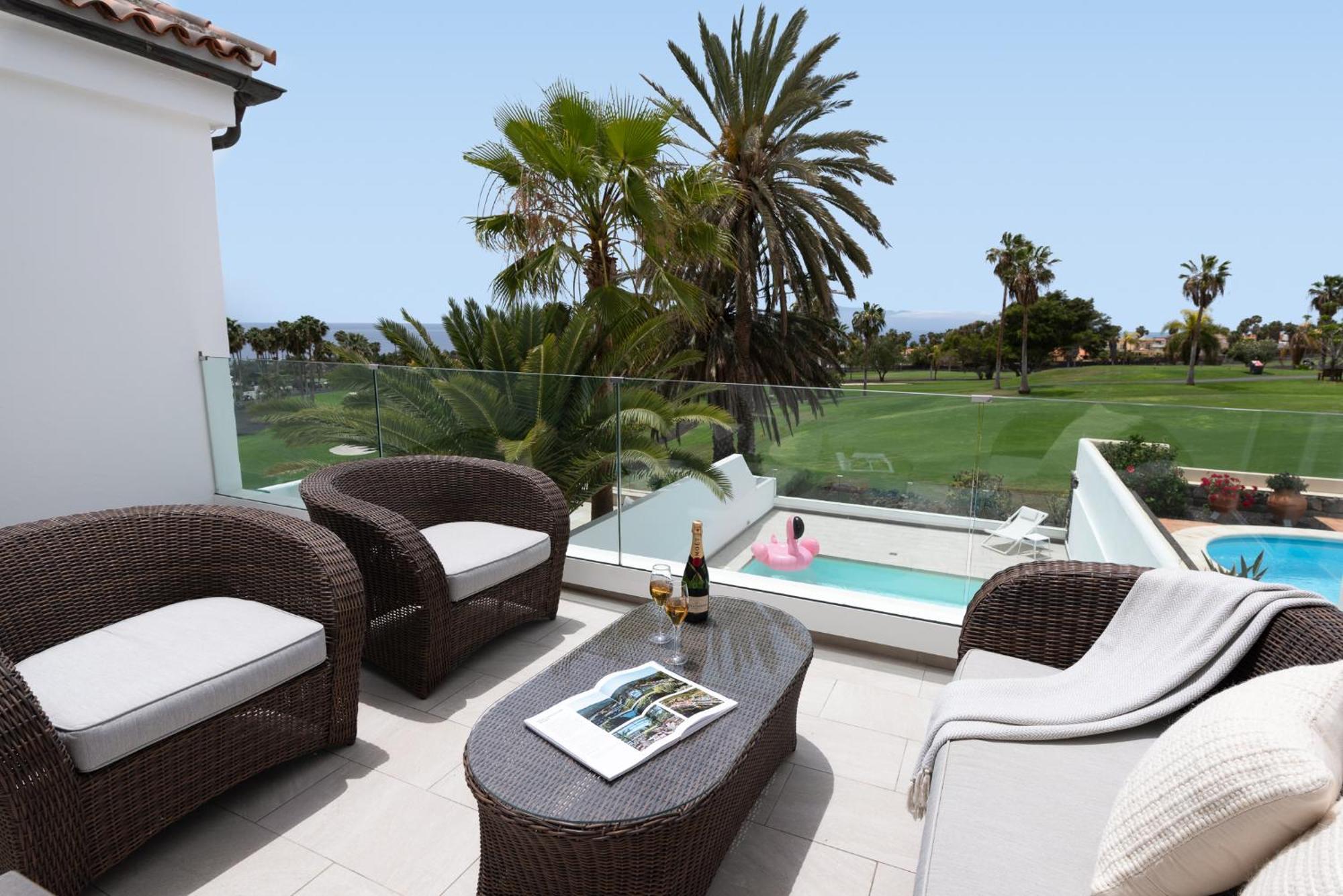 Karat Caleta Golf Views * Costa Adeje (Tenerife)