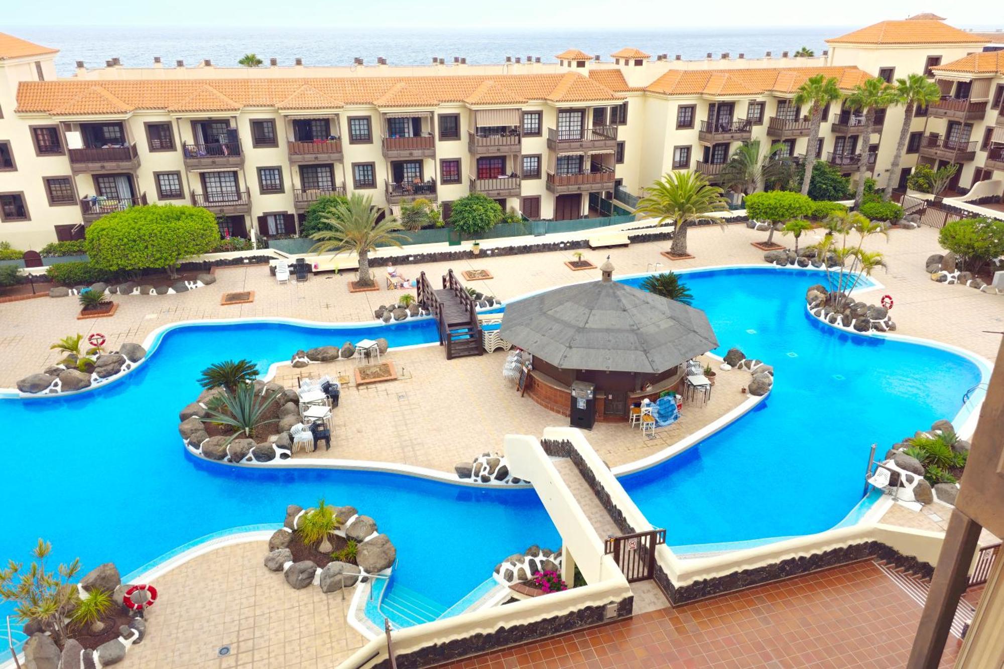 Apartment Modern 1bd With A Patio And Pool, Balcon Del Mar, B52