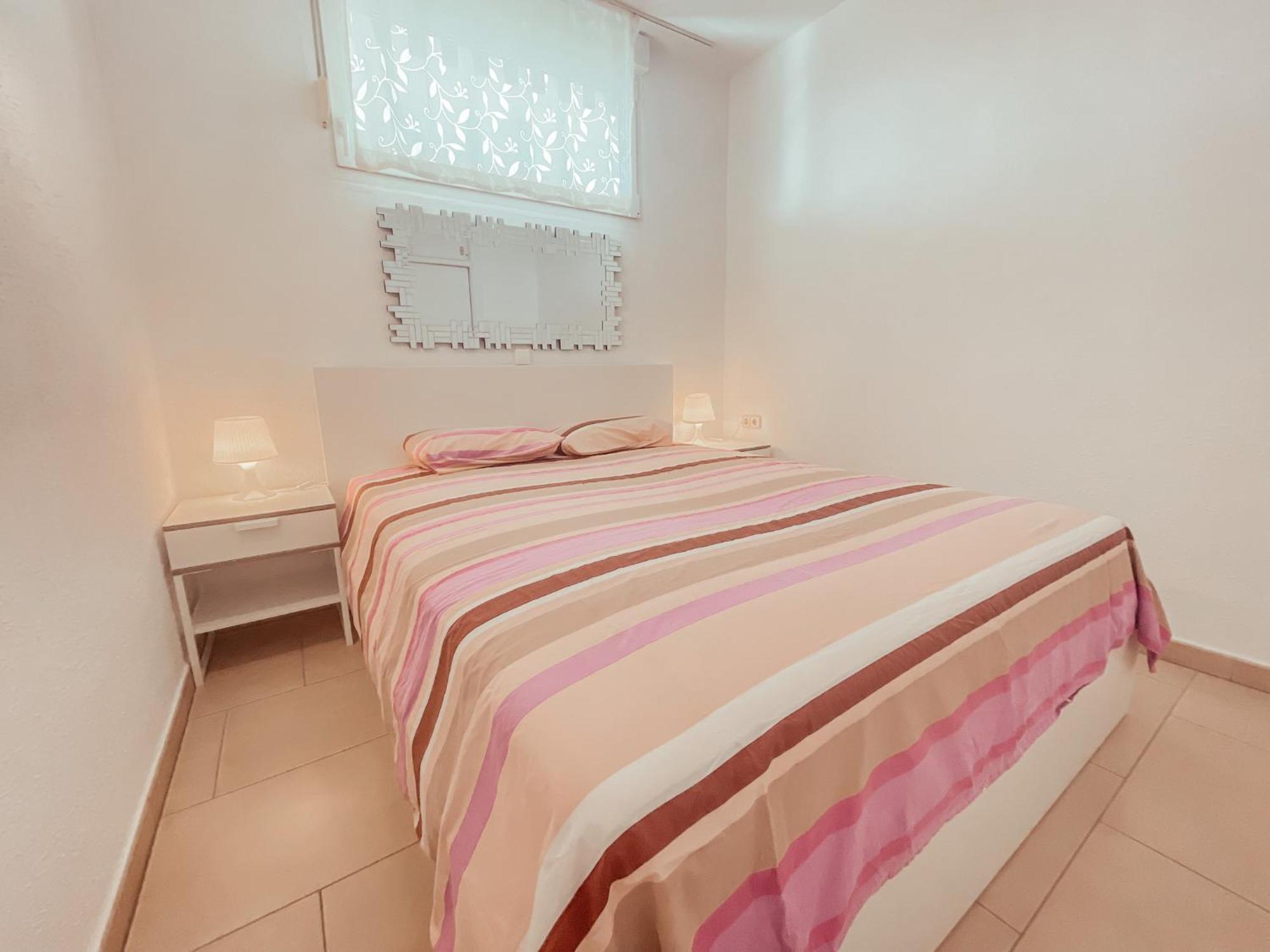 Ocean View Apartment! Pool! Parking! Cs123 *