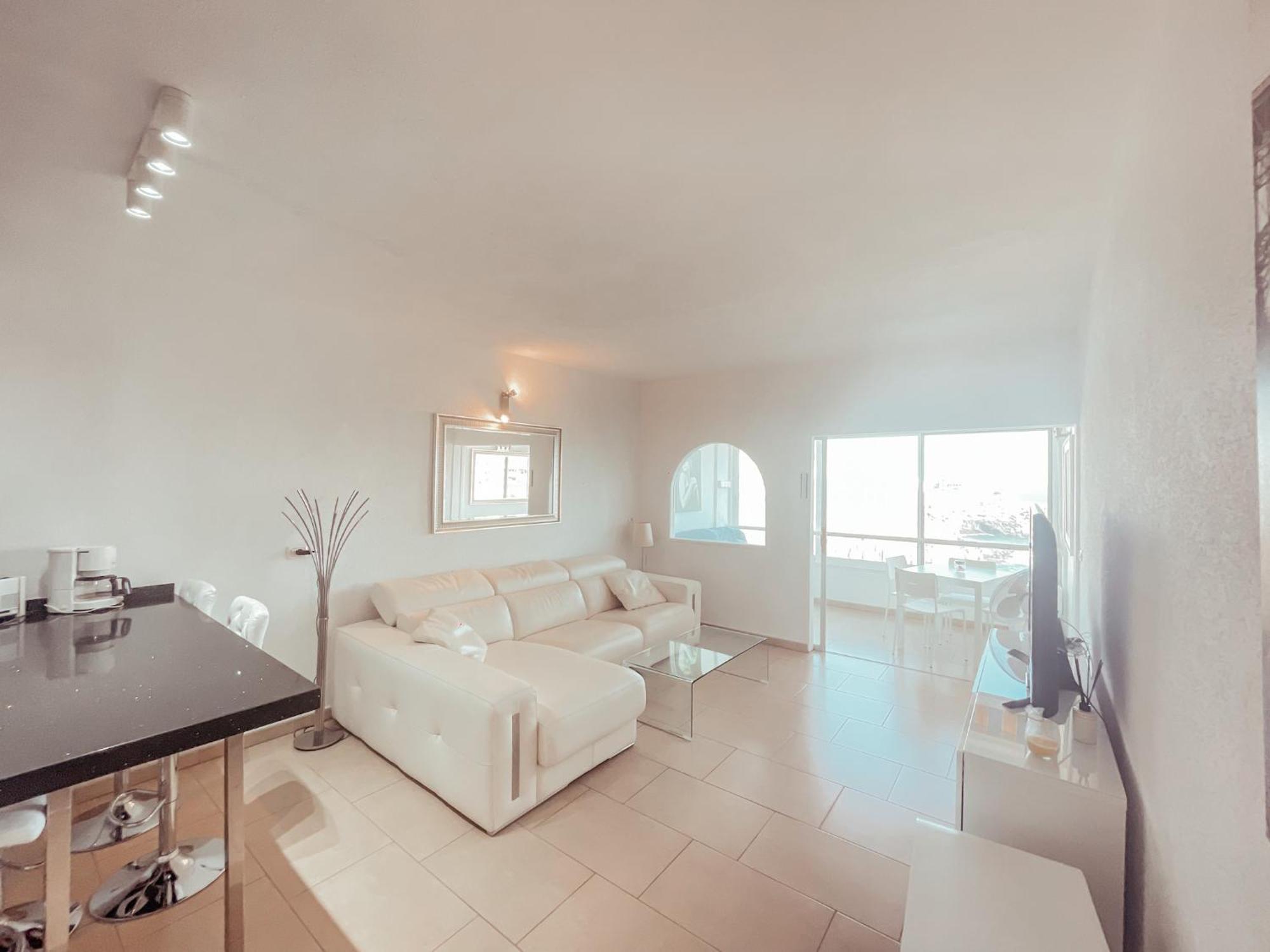 Ocean View Apartment! Pool! Parking! Cs123 Apartamento