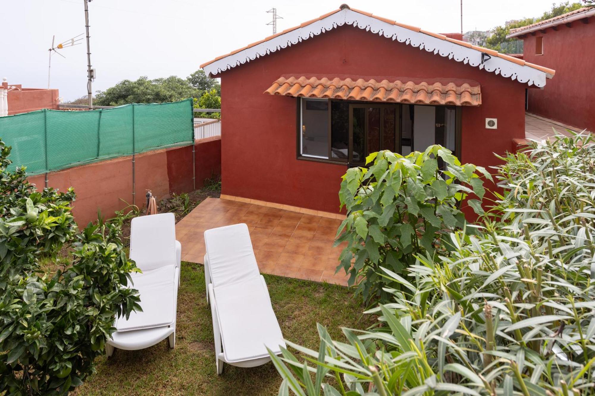 Home2book Serene Retreat Isabel, Jacuzzi & Garden Hébergement de vacances *
