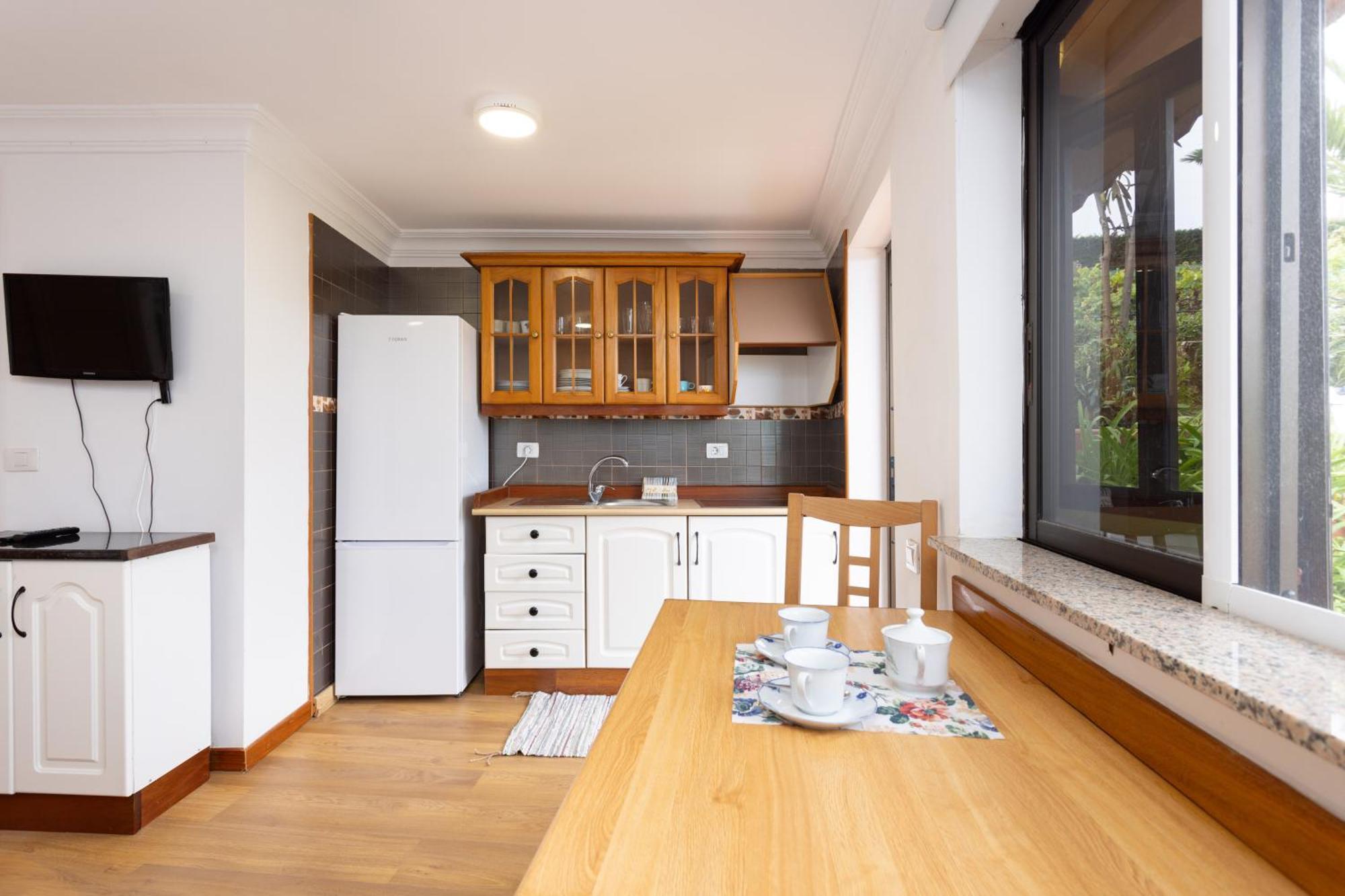 Home2book Serene Retreat Isabel, Jacuzzi & Garden Hébergement de vacances *