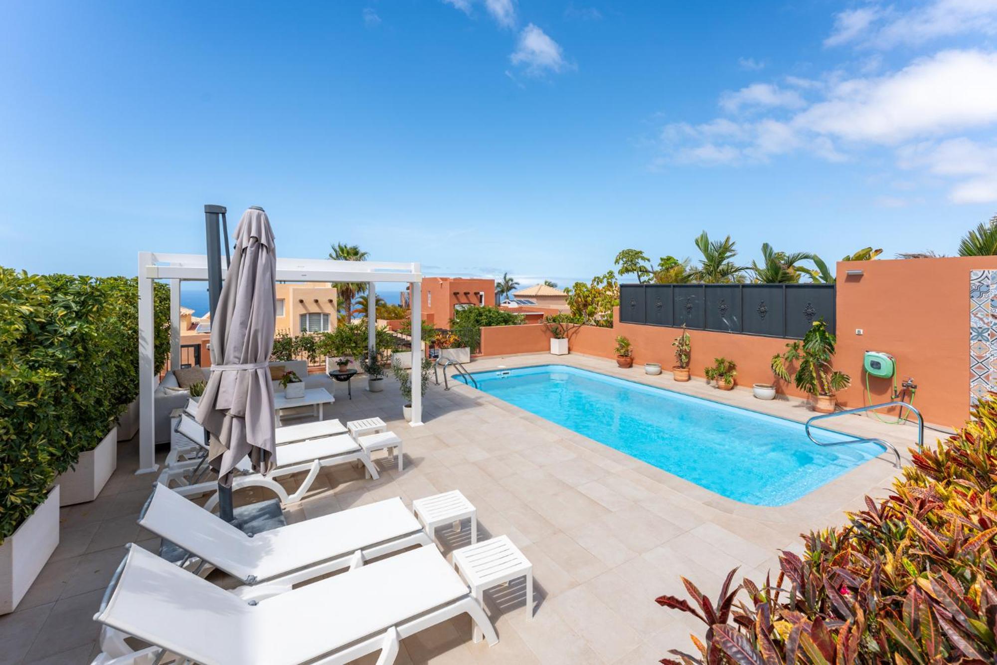 Villa Golfside With Private Pool And Ocean Views Costa Adeje (Tenerife)