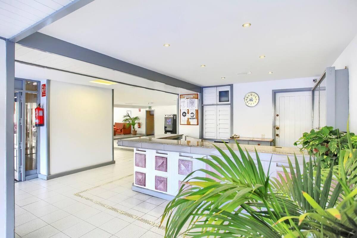 Apartment Modern In Playa De Americas