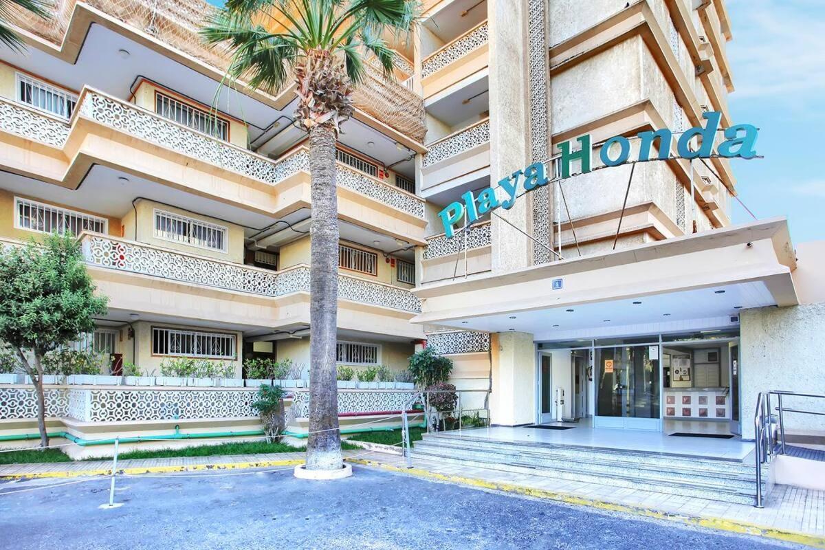 Modern In Playa De Americas Apartment *
