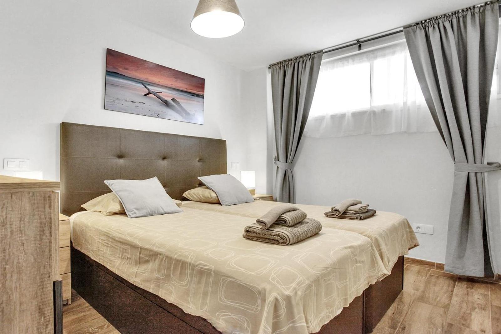 Modern In Playa De Americas *