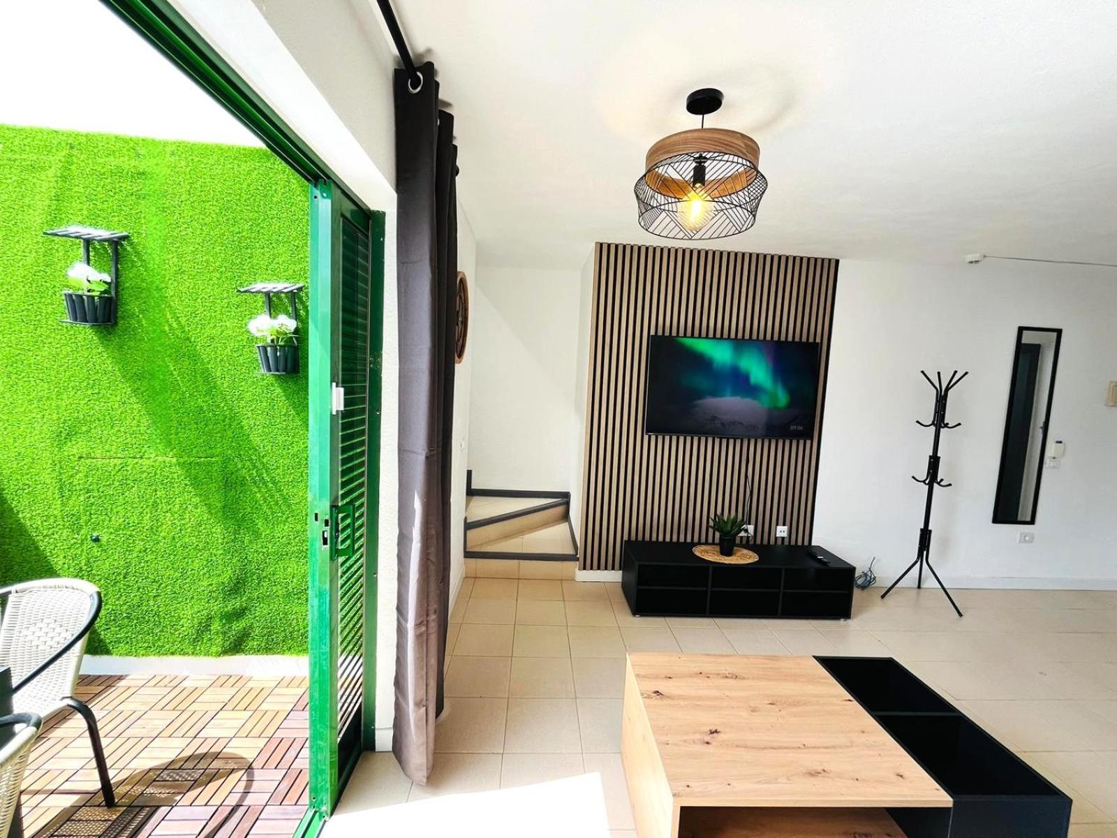 Silent With Cozy Terrace And Ocean View Arona (Tenerife)