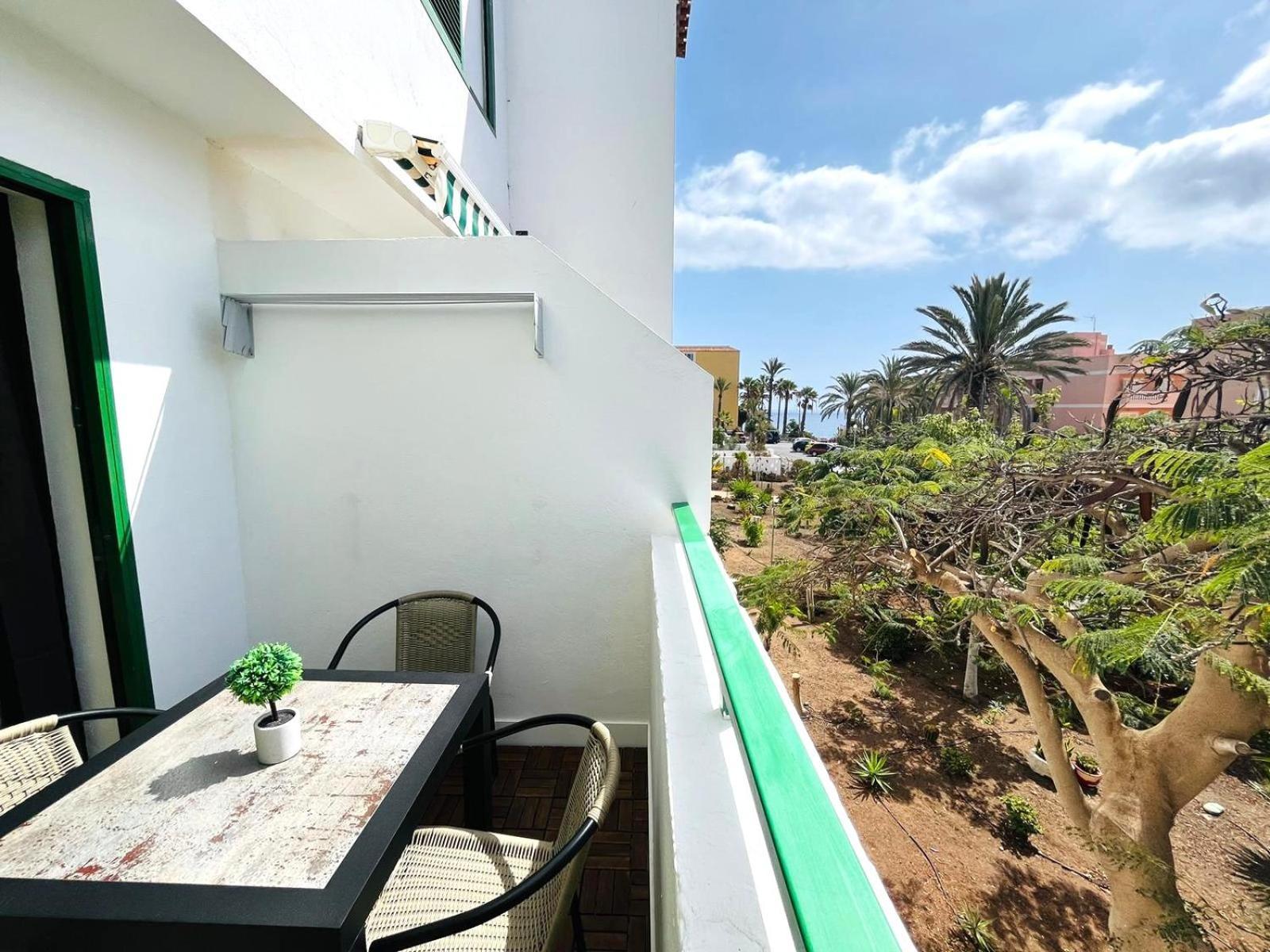 Apartment Silent With Cozy Terrace And Ocean View Arona (Tenerife)