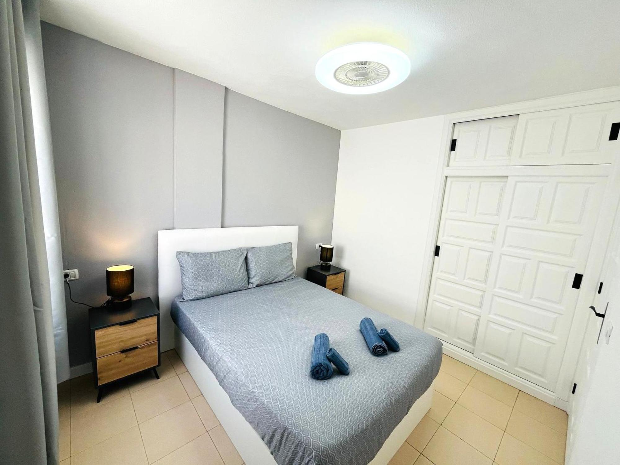 Silent With Cozy Terrace And Ocean View *