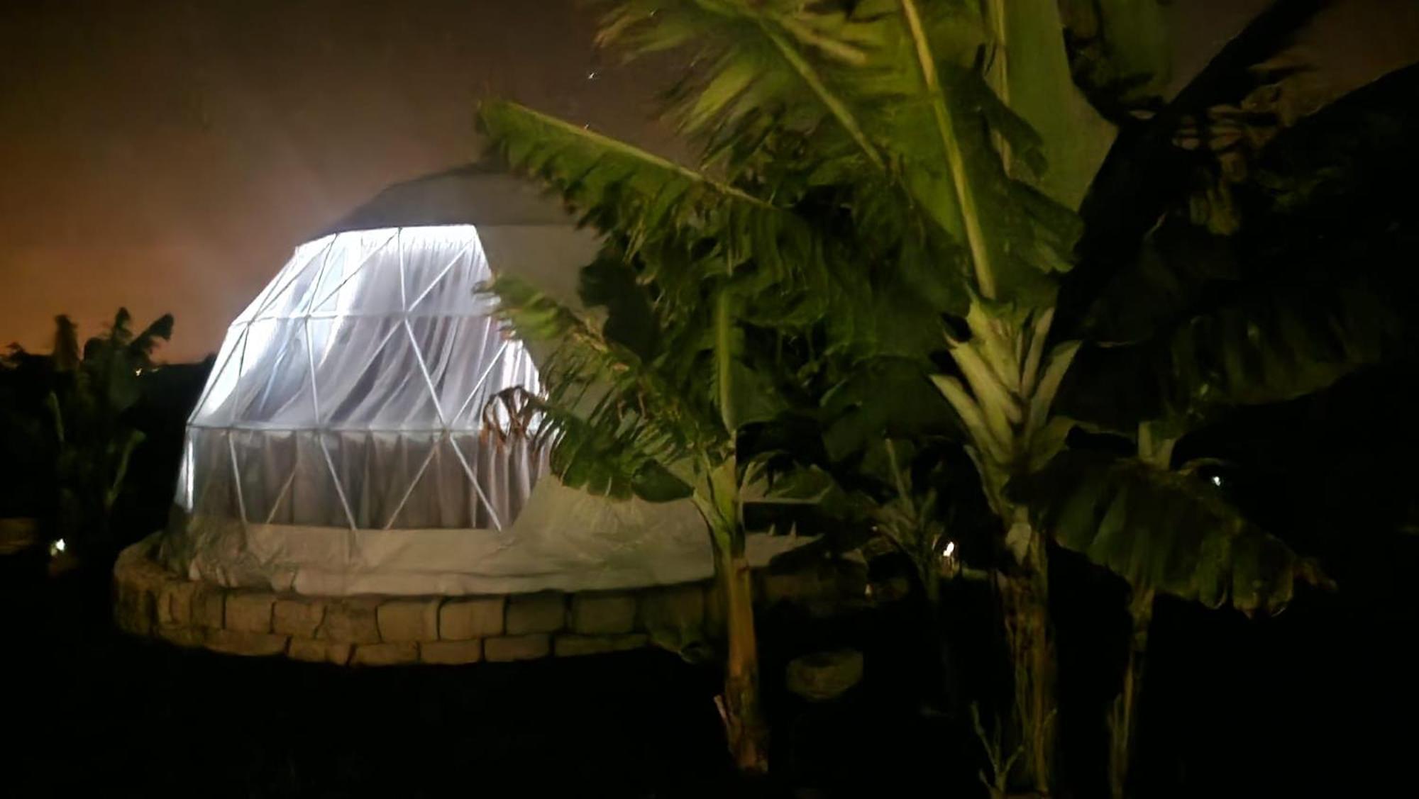 Camping Domo Volcano Experience Piscina Climatizada *