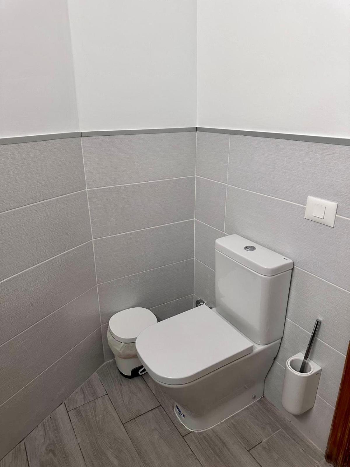 Air Conditioning, Private Parking And Fully Equipped Kitchen In In Golf Del Sur, Tenerife Aparthotel