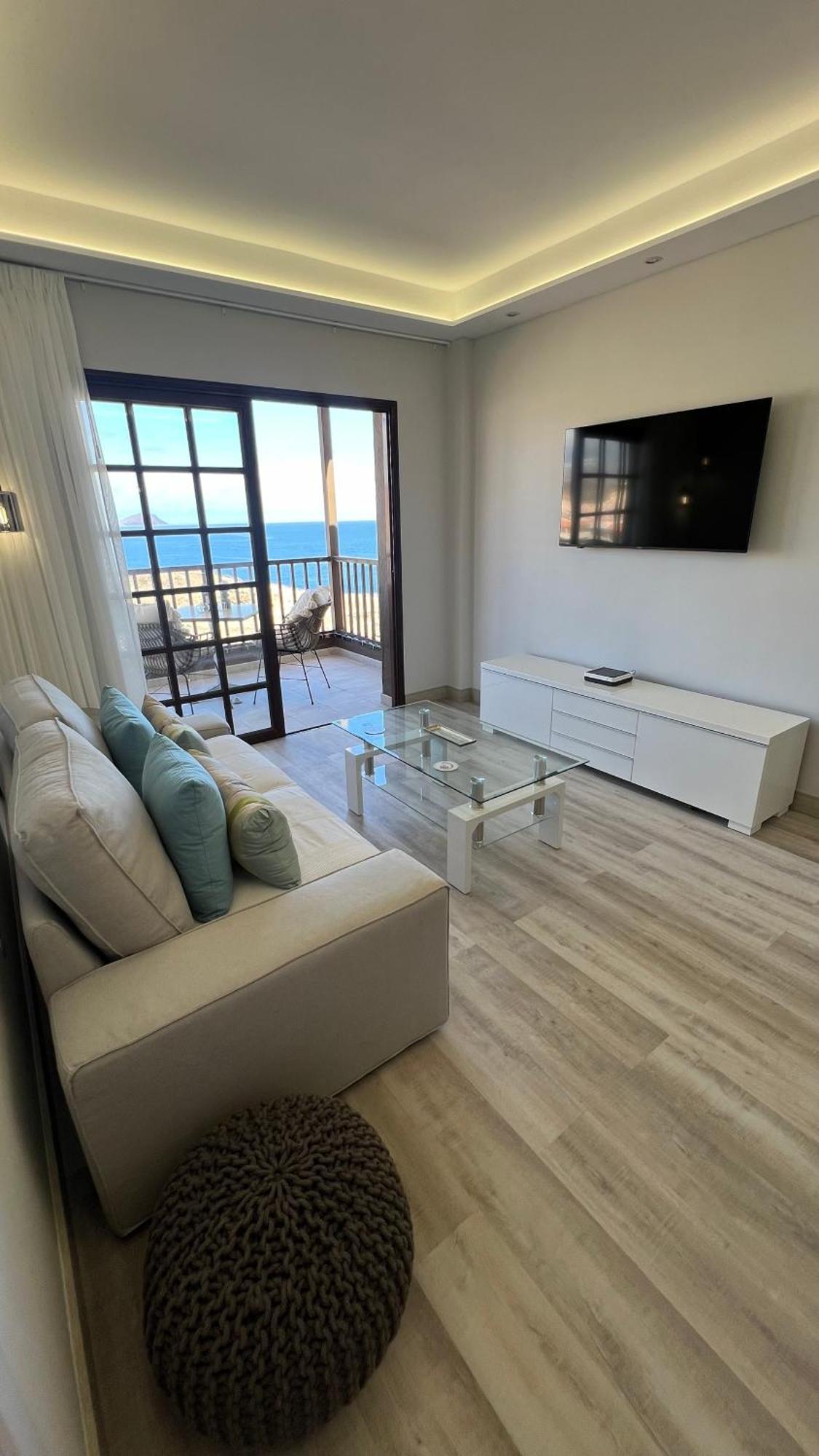 Boutique One Bed Sea Views And Free Wifi *