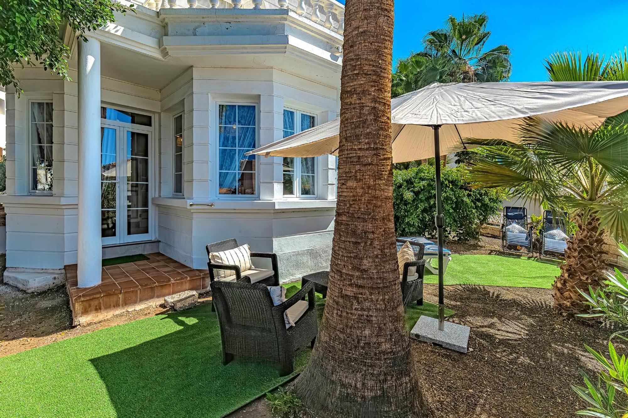2 Bedroom In Fanabe Apartamento