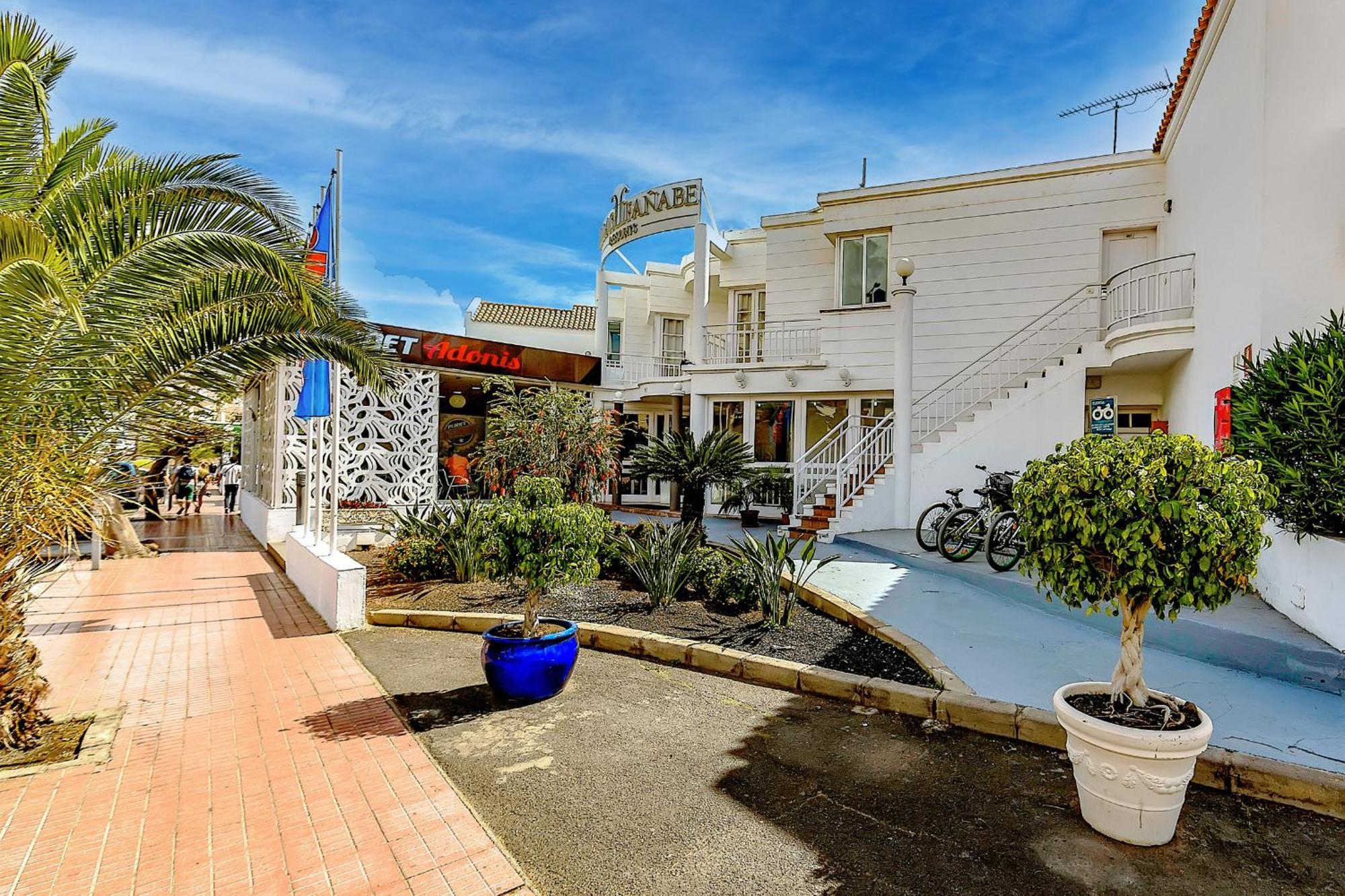 2 Bedroom In Fanabe Apartamento